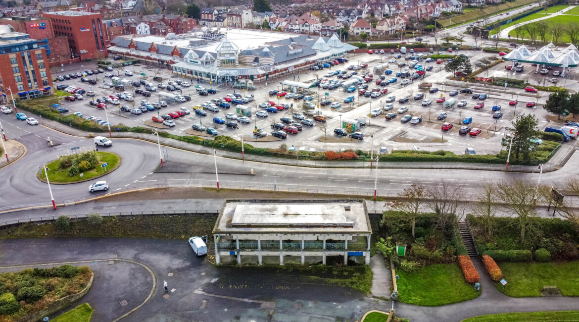 The former pumping station at Kings Gardens in Southport is on sale with Fitton Estates. Planning permission had previously been granted to convert the premises into a restaurant